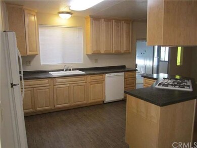 Newly remodeled kitchen that has never been used. 