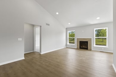 31649 Augusta Dr unit 67, Romulus, MI 48174 - photo 2