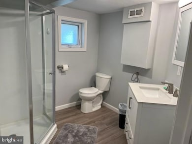 215 W 38th St, Reading, PA 19606 - photo 4