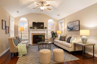 2211 Bridgeway St, Murfreesboro, TN 37128 - photo 2