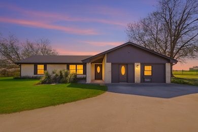 3873 Lois Rd E, Sanger, TX 76266 - photo 2