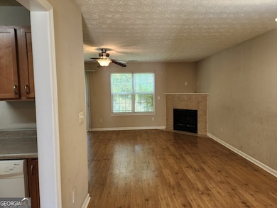 702 Georgetown Ct, Jonesboro, GA 30236 - photo 4