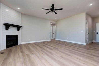 6029 Cantebury (6)