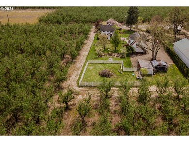 11973 Feller Rd NE, Hubbard, OR 97032 - photo 2