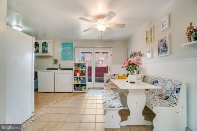 2911 Wetherburn Ct, Woodbridge, VA 22191 - photo 5