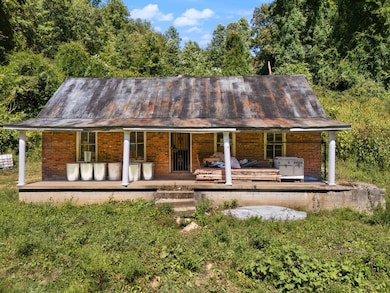 270 Left Fork Holly Rd, Sextons Creek, KY 40983 - photo 4