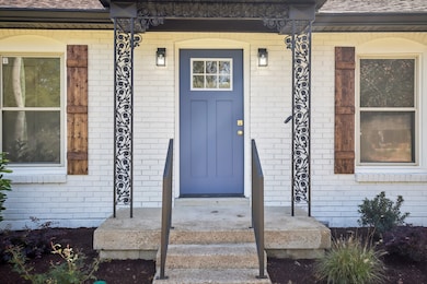 1011 Shadow Ln, Nashville, TN 37206 - photo 2