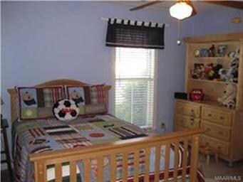 Second bedroom