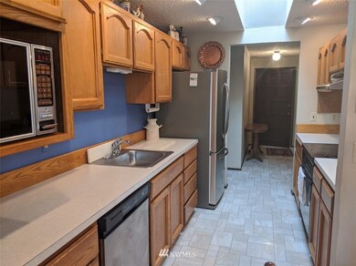 10200 Dakota Way, Everett, WA 98204 - photo 6