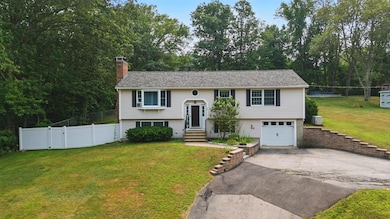 23 Bartlett St, Allenstown, NH 03275 - photo 2