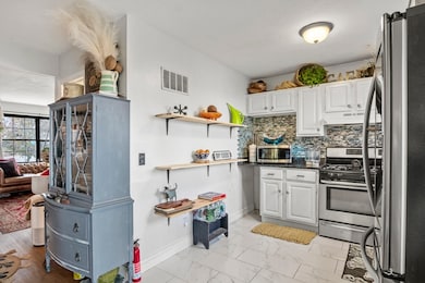 16 Ward Farm Cir, Worcester, MA 01602 - photo 5