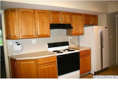 41 Jubilee Cir, Matawan, NJ 07747 - photo 7