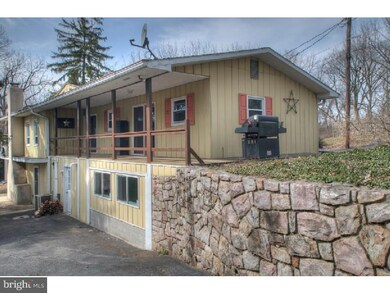 4514 Stoudts Ferry Bridge Rd, Reading, PA 19605 - photo 2