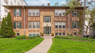 Charming 2-bedroom condo with updates in the lovely 3400 List Place building.