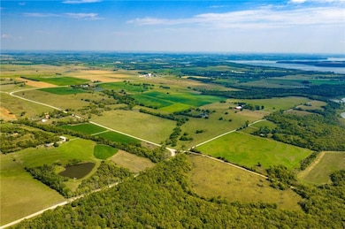 1230 E 100 Rd, Berryton, KS 66409 - photo 5