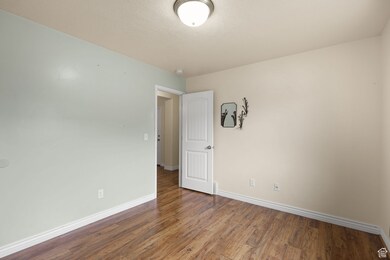 1932 S 2150 W, Syracuse, UT 84075 - photo 7