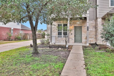 2826 Legends Crest Dr, Spring, TX 77386 - photo 3