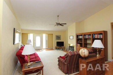 15939 N Logan Ct, Chillicothe, IL 61523 - photo 6