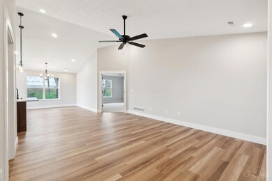 5017 Waterford Ln, Middletown, OH 45042 - photo 4