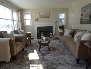 135 Gilbert St, Warwick, RI 02886 - photo 6