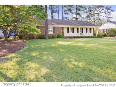 413 Wayberry Dr, Fayetteville, NC 28303 - photo 3