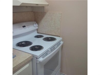 400 SE 3 Ave unit 101, Hallandale Beach, FL 33009 - photo 3