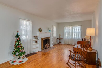 3121 SW Dorr St, Topeka, KS 66604 - photo 4