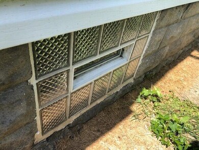 26th-bsmt widows blocked glass