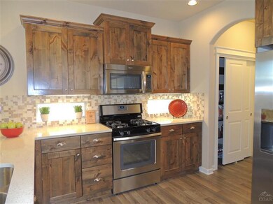 unlisted-address, Bend, OR 97701 - photo 7