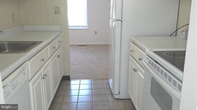 9087 Lambskin Ln, Columbia, MD 21045 - photo 3