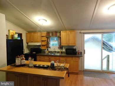 28541 Bellewood Acres Ln, Rhoadesville, VA 22542 - photo 7