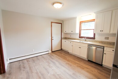 17 Pinehurst Ave unit 2nd Floor, New Britain, CT 06053 - photo 4