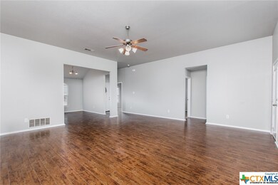 501 Blayton St, Troy, TX 76579 - photo 3