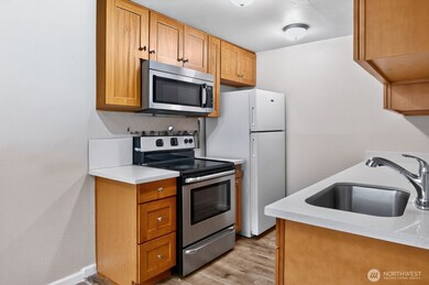 Maple Lane Court unit B1, Kent, WA 98030 - photo 4