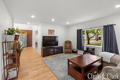 536 E Bond St, Hastings, MI 49058 - photo 7