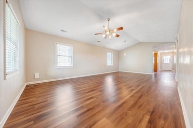 720 Tennessee St, Salem, VA 24153 - photo 2