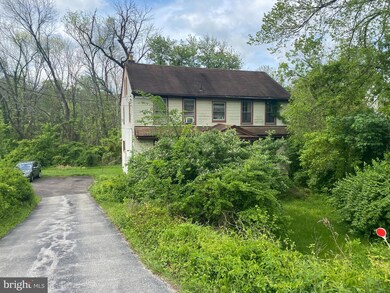 308 Egypt Rd, Norristown, PA 19403 - photo 2