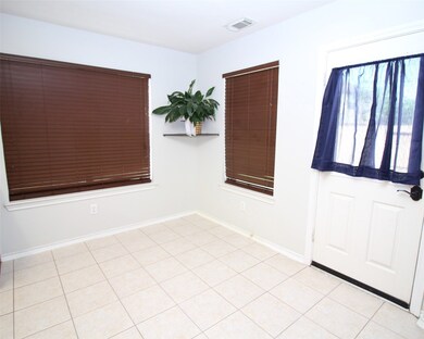 4105 Summer Ln, Pearland, TX 77584 - photo 7