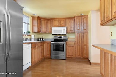15-web-or-mls-Hyde_240912_PerrySt_Yakima