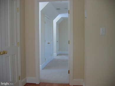 7805 Accotink Place, Alexandria, VA 22308 - photo 3