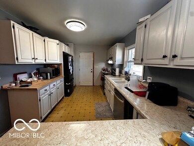 3337 Nottingham Dr, Columbus, IN 47203 - photo 7