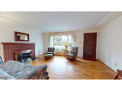 809 Randall St, Eugene, OR 97401 - photo 3