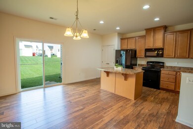 19 Mississippi Point, Falling Waters, WV 25419 - photo 4