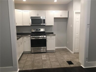 213 Bryant St, Vandergrift, PA 15690 - photo 7