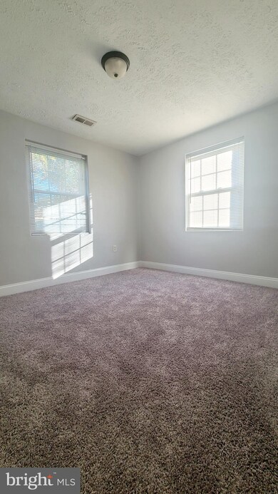 318 Martin Dr, New Castle, DE 19720 - photo 7