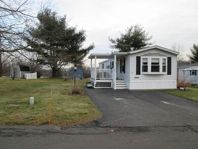 80 Clayton Dr unit 80, West Springfield, MA 01089 - photo 2