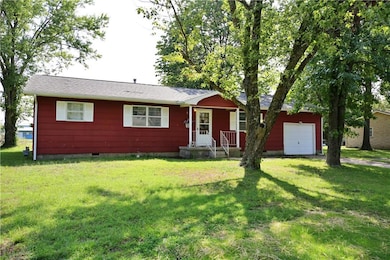 309 W 25th St, Baxter Springs, KS 66713 - photo 2