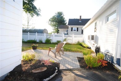 10 Hutchins St, Saco, ME 04072 - photo 4