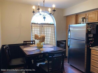 70 Seguine Place, Staten Island, NY 10312 - photo 4