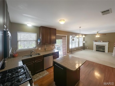 852 Molloy Dr, O Fallon, MO 63366 - photo 6